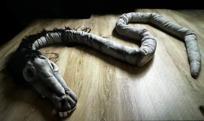 Долговязая лошадь Long Horse, сшитая на заказ