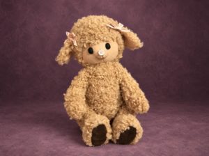 Мягкая игрушка овечка — образец для бренда